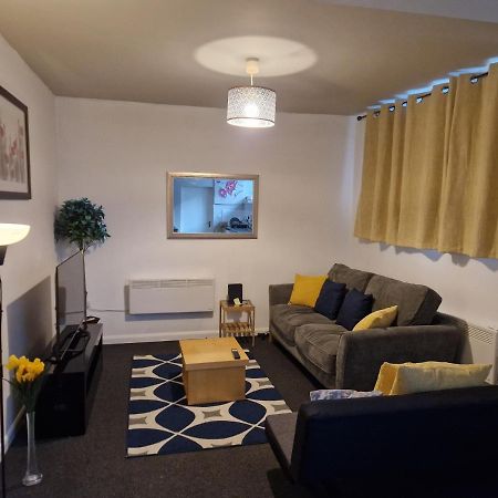 Primos Suite - Stylish 1 Bedroom In Wallsend 뉴캐슬어폰타인 외부 사진